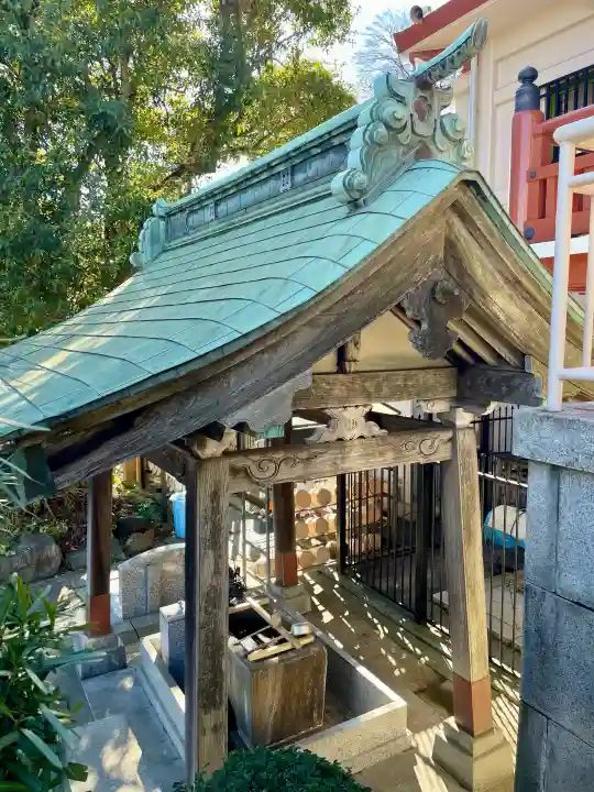 宗隆寺の{uncategorized: "未分類", other: "その他", undefined: "問題あり", building: "その他建物", grave: "お墓", sacred_gate: "鳥居", guardian: "狛犬", statue: "像", buddha: "仏像", history: "歴史", nature: "自然", garden: "庭園", animal: "動物", pagoda: "塔", temizu: "手水舎", mountain_gate: "山門・神門", sanctuary: "本殿・本堂", subordinate: "末社・摂社", art: "芸術", scenery: "景色", jizo: "地蔵", ema: "絵馬", goshuin: "御朱印", omikuji: "おみくじ", items: "授与品その他", amulet: "お守り", goshuincho: "御朱印帳", eats: "食事", festival: "お祭り", votive_dance: "神楽", shichigosan: "七五三参", wedding: "結婚式", experience: "体験その他", initially: "初詣", around: "周辺", anti_infection: "感染症対策"}