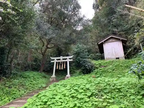 八幡神社の鳥居