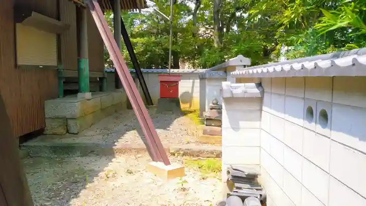 神明社(西別所神明社)の末社・摂社