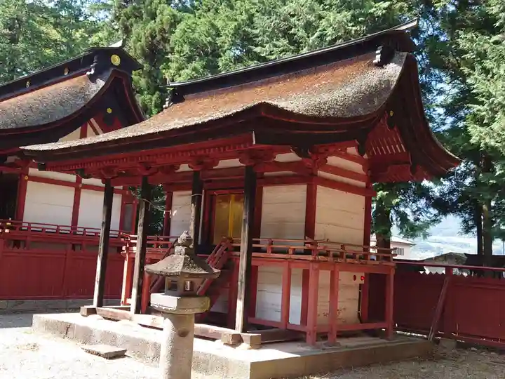 大井俣窪八幡神社の末社・摂社