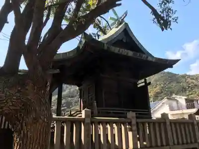 小烏神社の本殿・本堂
