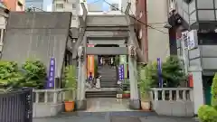 烏森神社の鳥居