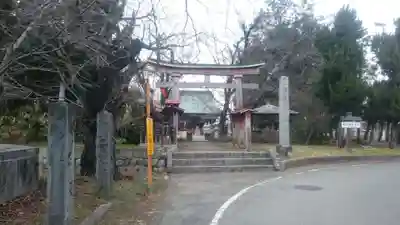 賀茂春日神社の鳥居