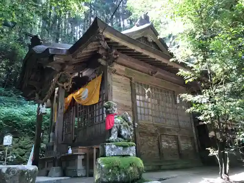 金持神社の本殿・本堂