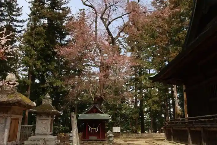 田村神社の末社・摂社