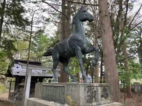 岩見澤神社の狛犬