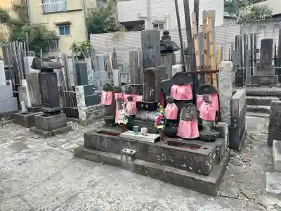 正慶寺の{uncategorized: "未分類", other: "その他", undefined: "問題あり", building: "その他建物", grave: "お墓", sacred_gate: "鳥居", guardian: "狛犬", statue: "像", buddha: "仏像", history: "歴史", nature: "自然", garden: "庭園", animal: "動物", pagoda: "塔", temizu: "手水舎", mountain_gate: "山門・神門", sanctuary: "本殿・本堂", subordinate: "末社・摂社", art: "芸術", scenery: "景色", jizo: "地蔵", ema: "絵馬", goshuin: "御朱印", omikuji: "おみくじ", items: "授与品その他", amulet: "お守り", goshuincho: "御朱印帳", eats: "食事", festival: "お祭り", votive_dance: "神楽", shichigosan: "七五三参", wedding: "結婚式", experience: "体験その他", initially: "初詣", around: "周辺", anti_infection: "感染症対策"}