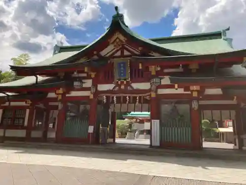 日枝神社の山門