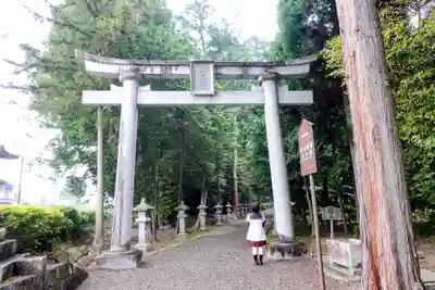 苗村神社の鳥居