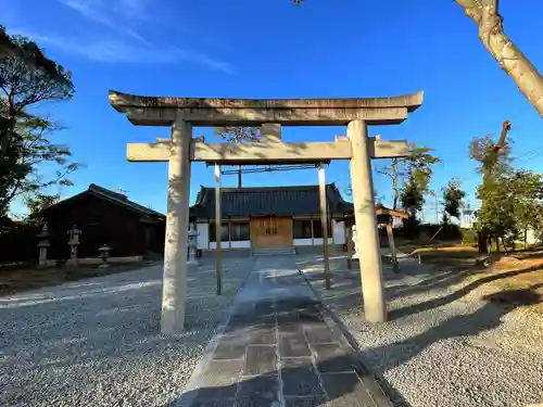 八幡神社の鳥居