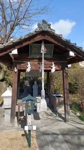 妙行寺の{uncategorized: "未分類", other: "その他", undefined: "問題あり", building: "その他建物", grave: "お墓", sacred_gate: "鳥居", guardian: "狛犬", statue: "像", buddha: "仏像", history: "歴史", nature: "自然", garden: "庭園", animal: "動物", pagoda: "塔", temizu: "手水舎", mountain_gate: "山門・神門", sanctuary: "本殿・本堂", subordinate: "末社・摂社", art: "芸術", scenery: "景色", jizo: "地蔵", ema: "絵馬", goshuin: "御朱印", omikuji: "おみくじ", items: "授与品その他", amulet: "お守り", goshuincho: "御朱印帳", eats: "食事", festival: "お祭り", votive_dance: "神楽", shichigosan: "七五三参", wedding: "結婚式", experience: "体験その他", initially: "初詣", around: "周辺", anti_infection: "感染症対策"}