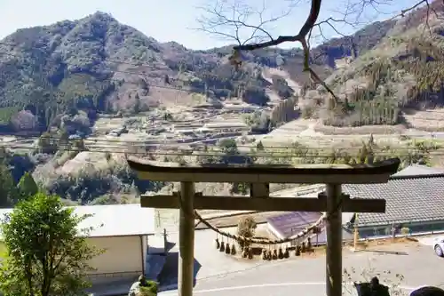 二嶽神社の鳥居