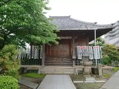 自性院の本殿・本堂