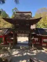 石上神宮の山門・神門