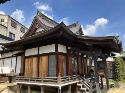 蓮法寺の{uncategorized: "未分類", other: "その他", undefined: "問題あり", building: "その他建物", grave: "お墓", sacred_gate: "鳥居", guardian: "狛犬", statue: "像", buddha: "仏像", history: "歴史", nature: "自然", garden: "庭園", animal: "動物", pagoda: "塔", temizu: "手水舎", mountain_gate: "山門・神門", sanctuary: "本殿・本堂", subordinate: "末社・摂社", art: "芸術", scenery: "景色", jizo: "地蔵", ema: "絵馬", goshuin: "御朱印", omikuji: "おみくじ", items: "授与品その他", amulet: "お守り", goshuincho: "御朱印帳", eats: "食事", festival: "お祭り", votive_dance: "神楽", shichigosan: "七五三参", wedding: "結婚式", experience: "体験その他", initially: "初詣", around: "周辺", anti_infection: "感染症対策"}