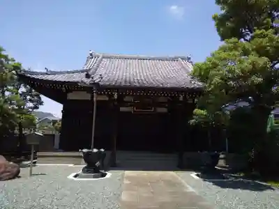 多聞院の本殿・本堂