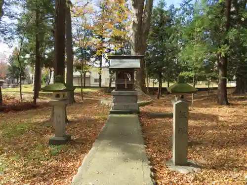 筑摩神社の末社