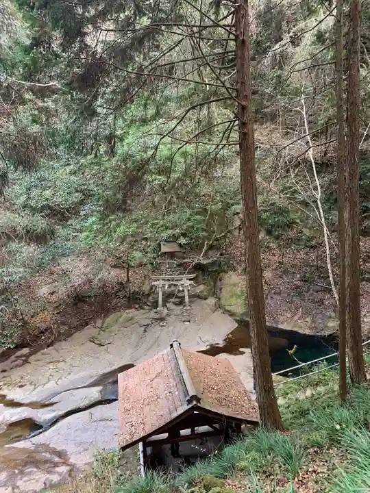 龍鎮神社のその他建物