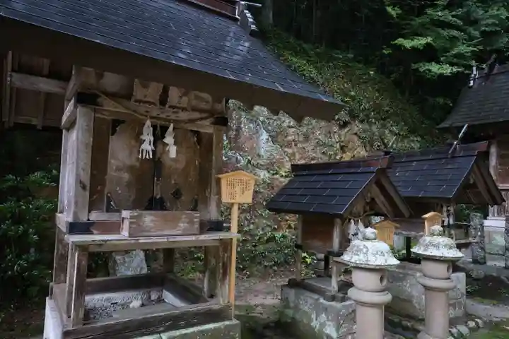 玉作湯神社の末社・摂社