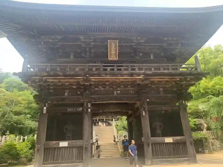 筑波山神社の山門・神門