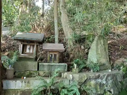 湯泉神社の末社・摂社
