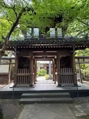 全龍寺の{uncategorized: "未分類", other: "その他", undefined: "問題あり", building: "その他建物", grave: "お墓", sacred_gate: "鳥居", guardian: "狛犬", statue: "像", buddha: "仏像", history: "歴史", nature: "自然", garden: "庭園", animal: "動物", pagoda: "塔", temizu: "手水舎", mountain_gate: "山門・神門", sanctuary: "本殿・本堂", subordinate: "末社・摂社", art: "芸術", scenery: "景色", jizo: "地蔵", ema: "絵馬", goshuin: "御朱印", omikuji: "おみくじ", items: "授与品その他", amulet: "お守り", goshuincho: "御朱印帳", eats: "食事", festival: "お祭り", votive_dance: "神楽", shichigosan: "七五三参", wedding: "結婚式", experience: "体験その他", initially: "初詣", around: "周辺", anti_infection: "感染症対策"}