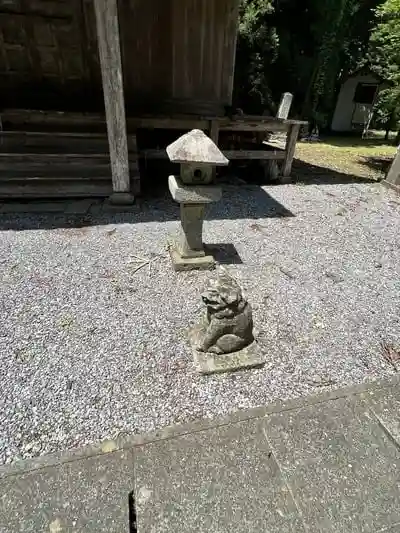 尾崎神社の建物その他