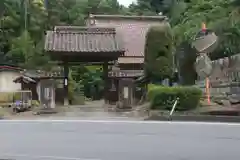 金蔵寺の山門