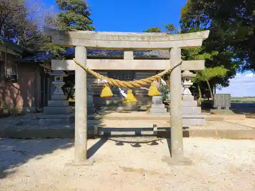 野寺八幡社の鳥居