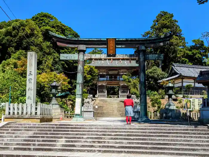 三国神社の鳥居