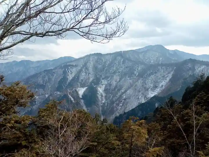 三峯神社奥宮の自然