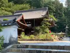 岡寺（龍蓋寺）の本殿