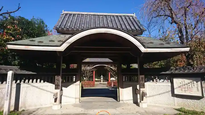 栖岸院の山門・神門