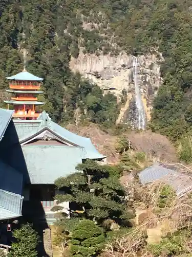 青岸渡寺の景色