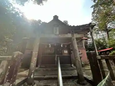 吉田八幡神社の{uncategorized: "未分類", other: "その他", undefined: "問題あり", building: "その他建物", grave: "お墓", sacred_gate: "鳥居", guardian: "狛犬", statue: "像", buddha: "仏像", history: "歴史", nature: "自然", garden: "庭園", animal: "動物", pagoda: "塔", temizu: "手水舎", mountain_gate: "山門・神門", sanctuary: "本殿・本堂", subordinate: "末社・摂社", art: "芸術", scenery: "景色", jizo: "地蔵", ema: "絵馬", goshuin: "御朱印", omikuji: "おみくじ", items: "授与品その他", amulet: "お守り", goshuincho: "御朱印帳", eats: "食事", festival: "お祭り", votive_dance: "神楽", shichigosan: "七五三参", wedding: "結婚式", experience: "体験その他", initially: "初詣", around: "周辺", anti_infection: "感染症対策"}