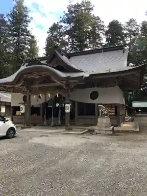 伊和神社の本殿・本堂