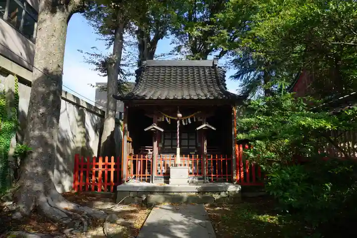 尾崎神社の末社・摂社