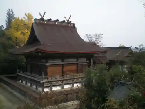 中山神社の本殿