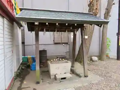 諏訪神社の手水舎