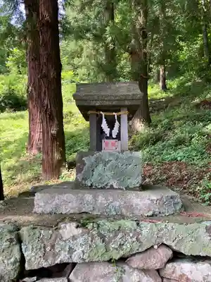 菱野健功神社(長野県)