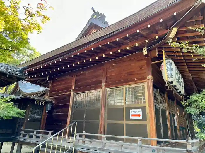 意賀美神社の本殿