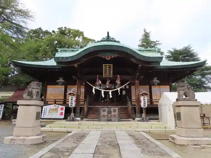 子鍬倉神社の本殿・本堂