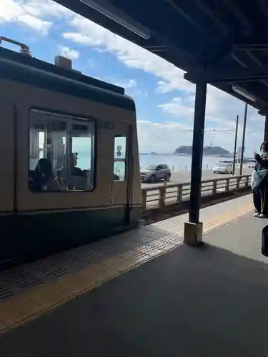 鶴岡八幡宮の周辺