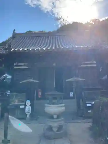 西国寺の本殿