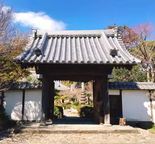 能満寺の山門・神門