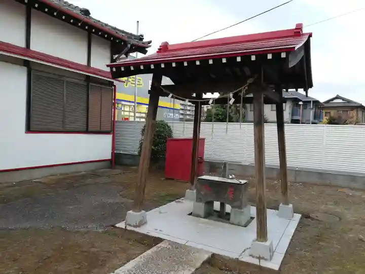 神明神社の手水舎