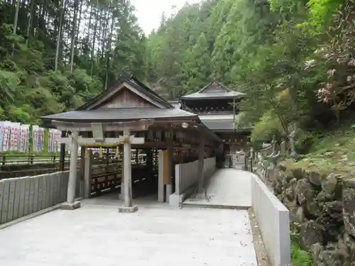 脳天大神龍王院(奈良県)