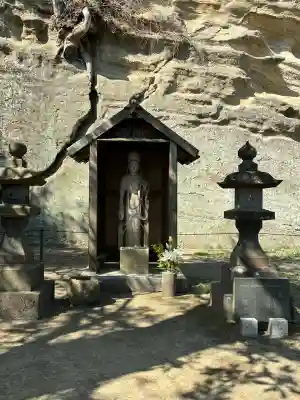 英勝寺の{uncategorized: "未分類", other: "その他", undefined: "問題あり", building: "その他建物", grave: "お墓", sacred_gate: "鳥居", guardian: "狛犬", statue: "像", buddha: "仏像", history: "歴史", nature: "自然", garden: "庭園", animal: "動物", pagoda: "塔", temizu: "手水舎", mountain_gate: "山門・神門", sanctuary: "本殿・本堂", subordinate: "末社・摂社", art: "芸術", scenery: "景色", jizo: "地蔵", ema: "絵馬", goshuin: "御朱印", omikuji: "おみくじ", items: "授与品その他", amulet: "お守り", goshuincho: "御朱印帳", eats: "食事", festival: "お祭り", votive_dance: "神楽", shichigosan: "七五三参", wedding: "結婚式", experience: "体験その他", initially: "初詣", around: "周辺", anti_infection: "感染症対策"}
