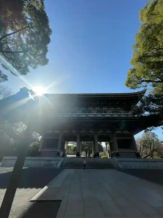 総持寺の{uncategorized: "未分類", other: "その他", undefined: "問題あり", building: "その他建物", grave: "お墓", sacred_gate: "鳥居", guardian: "狛犬", statue: "像", buddha: "仏像", history: "歴史", nature: "自然", garden: "庭園", animal: "動物", pagoda: "塔", temizu: "手水舎", mountain_gate: "山門・神門", sanctuary: "本殿・本堂", subordinate: "末社・摂社", art: "芸術", scenery: "景色", jizo: "地蔵", ema: "絵馬", goshuin: "御朱印", omikuji: "おみくじ", items: "授与品その他", amulet: "お守り", goshuincho: "御朱印帳", eats: "食事", festival: "お祭り", votive_dance: "神楽", shichigosan: "七五三参", wedding: "結婚式", experience: "体験その他", initially: "初詣", around: "周辺", anti_infection: "感染症対策"}