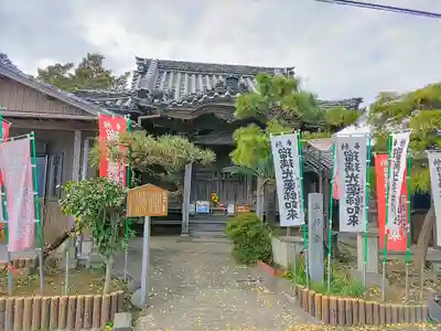 瑠璃光寺(薬師堂)の本殿・本堂